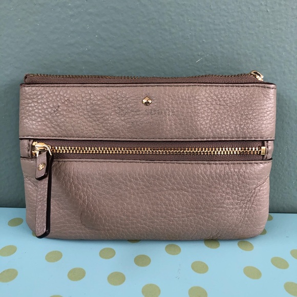 Kate Spade Taupe Leather Cobble Hill Bee Wristlet